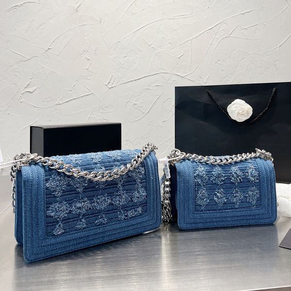 classic collection flap shoulder bags denim france brand women silver metal hardware adjustable strap crossbody bag luxury designer handbags
classic collection flap shoulder bags denim france brand women silver metal hardware adjustable strap crossbody bag luxury designer handbags