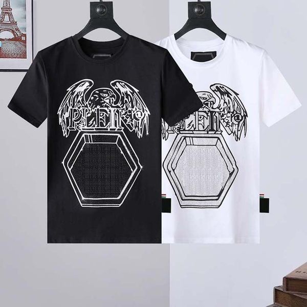 2022 new mens womens designer t shirts printed fashion man t-shirt cotton casual tees short sleeve luxury hip hop streetwear tshirts p 3370, White;black
2022 new mens womens designer t shirts printed fashion man t-shirt cotton casual tees short sleeve luxury hip hop streetwear tshirts p 3370, White;black