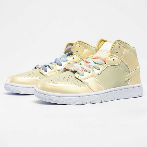 jumpman 1 mid lemon yellow basketball shoes classical 1s designer fashion sport running shoe with box.
jumpman 1 mid lemon yellow basketball shoes classical 1s designer fashion sport running shoe with box.