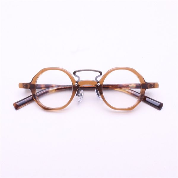 70% factory outlet sales new plate glasses frame glasses flat lens can be equipped with myopia, White;black
70% factory outlet sales new plate glasses frame glasses flat lens can be equipped with myopia, White;black