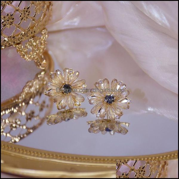 stud exquisite korean style 14k plated gold daisy women earring bling crystal cz flower bohemia jewelry pendant gifts dhgirlsshop dhjmq, Golden;silver
stud exquisite korean style 14k plated gold daisy women earring bling crystal cz flower bohemia jewelry pendant gifts dhgirlsshop dhjmq, Golden;silver