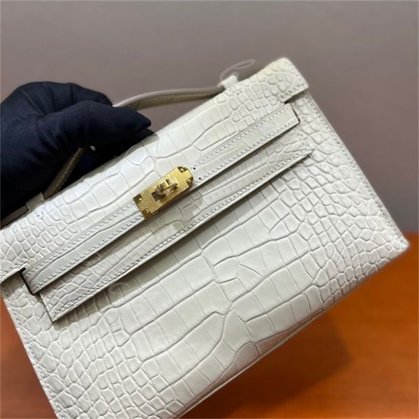 designer luxury bag lady clutch alligator bags brand fashion shoulder handbags women phone chains
designer luxury bag lady clutch alligator bags brand fashion shoulder handbags women phone chains