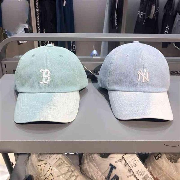 korean new baseball washed old gradient b letter cap for men and women with tide curved brim hat couple243e, Blue;gray
korean new baseball washed old gradient b letter cap for men and women with tide curved brim hat couple243e, Blue;gray