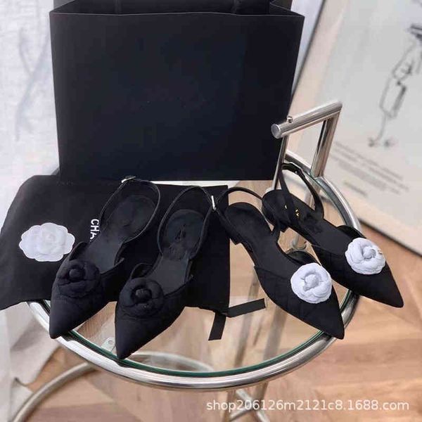 dress shoes high version pointed flat bottom shallow mouth camellia baotou hollow sandals black and white celebrities temperament sole
dress shoes high version pointed flat bottom shallow mouth camellia baotou hollow sandals black and white celebrities temperament sole