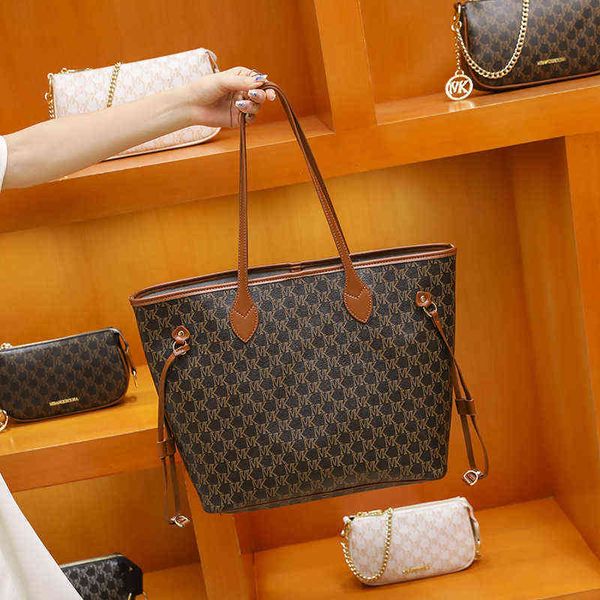 factory online export designer brand bags hong special women's summer small large capacity one shoulder 2022 new trend
factory online export designer brand bags hong special women's summer small large capacity one shoulder 2022 new trend
