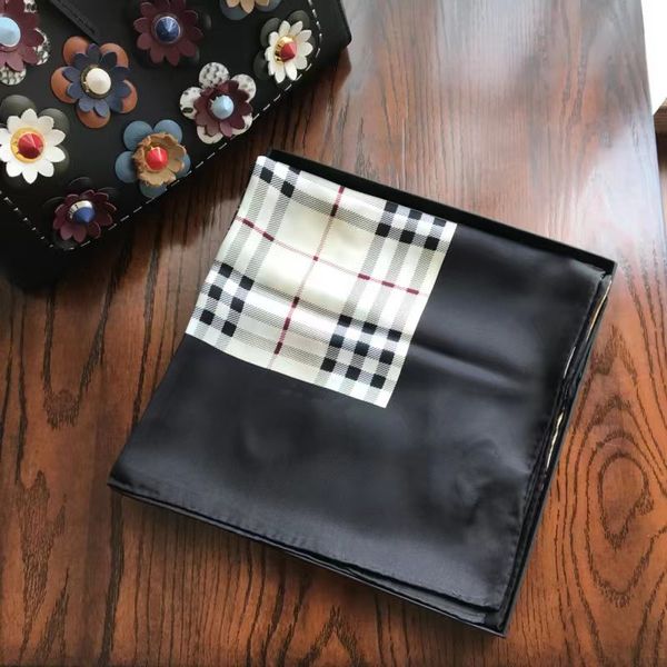with box 2021 famous designer b letter square silk scarves b058 scarf 110x110cm plaid luxury scarves 2colors, Blue;gray
with box 2021 famous designer b letter square silk scarves b058 scarf 110x110cm plaid luxury scarves 2colors, Blue;gray