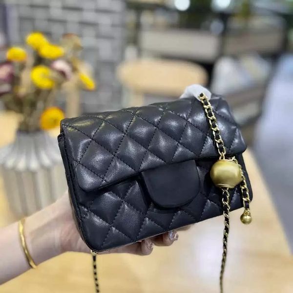 classic mini flap crossbody bag women genuine leather solid color designer shoulder bag luxury adjustable gold metal chain lock ladies handb
classic mini flap crossbody bag women genuine leather solid color designer shoulder bag luxury adjustable gold metal chain lock ladies handb