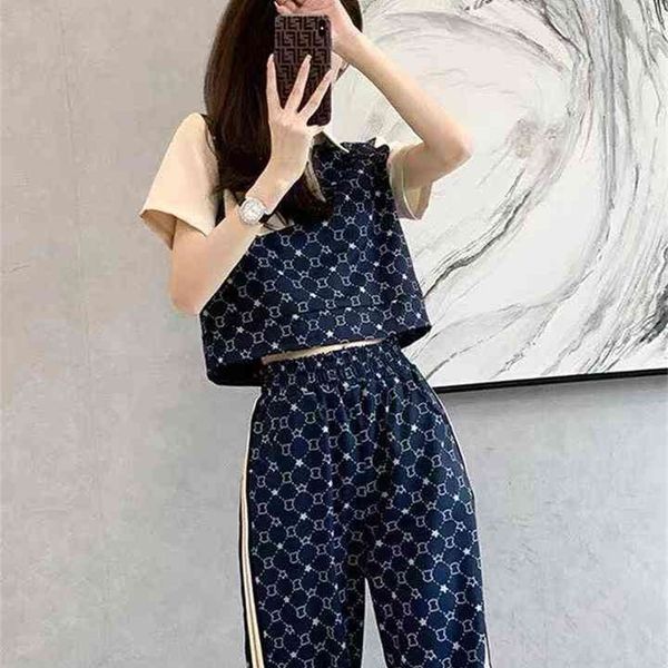 2022 new special offer model casual loose wide leg pants set autumn and winter style temperament small fragrance polo collar two-piece set, White
2022 new special offer model casual loose wide leg pants set autumn and winter style temperament small fragrance polo collar two-piece set, White