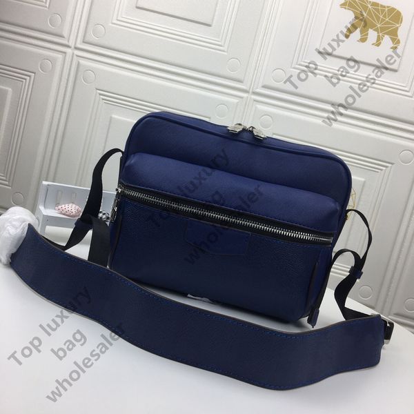 men's handbags postman bags messenger bag sattractive accessories spring fashion show functional and practical one-shoulder bag0233
men's handbags postman bags messenger bag sattractive accessories spring fashion show functional and practical one-shoulder bag0233