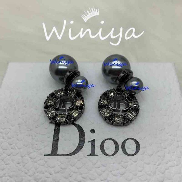 factory outlet new letter square diamond personalized black pearl fashion earrings, Golden
factory outlet new letter square diamond personalized black pearl fashion earrings, Golden