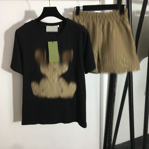 512 2022 milan runway two pieces sets short pants empire black white short sleeve s l xl polyester brand same style pants womens clothes
512 2022 milan runway two pieces sets short pants empire black white short sleeve s l xl polyester brand same style pants womens clothes