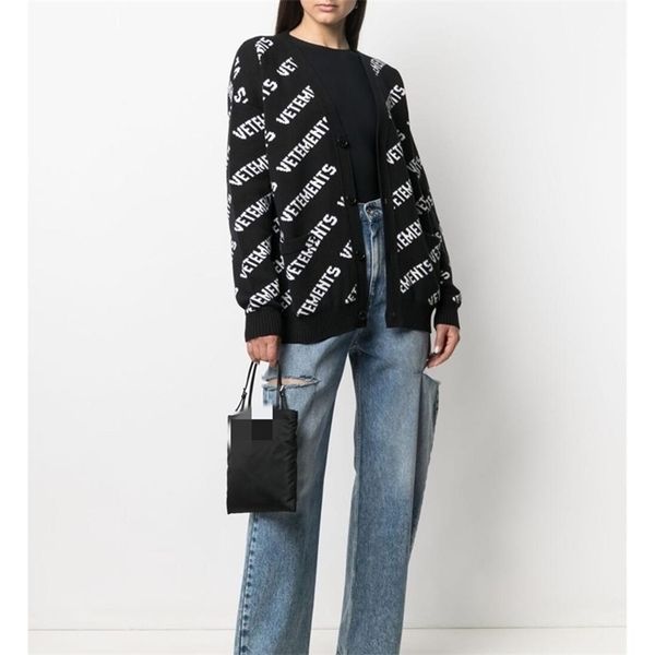 winter high street men sweater print loose men sweater fashion casual elegant cotton women sweater t1304 220817, White;black
winter high street men sweater print loose men sweater fashion casual elegant cotton women sweater t1304 220817, White;black