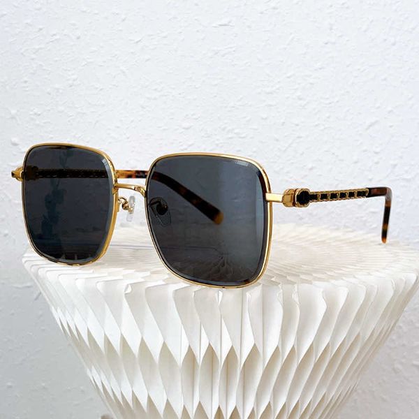 fashion brand sunglasses ch7323 square sunglass splicing leg frame glasses men's and women's sunglass retro uv400 polarized sun gl, White;black
fashion brand sunglasses ch7323 square sunglass splicing leg frame glasses men's and women's sunglass retro uv400 polarized sun gl, White;black