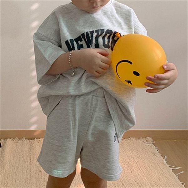 girl simple comfortable suit kid boy letter print loose short sleeve t-shirt + children casual soft cotton shorts 2pc set 220507, White
girl simple comfortable suit kid boy letter print loose short sleeve t-shirt + children casual soft cotton shorts 2pc set 220507, White