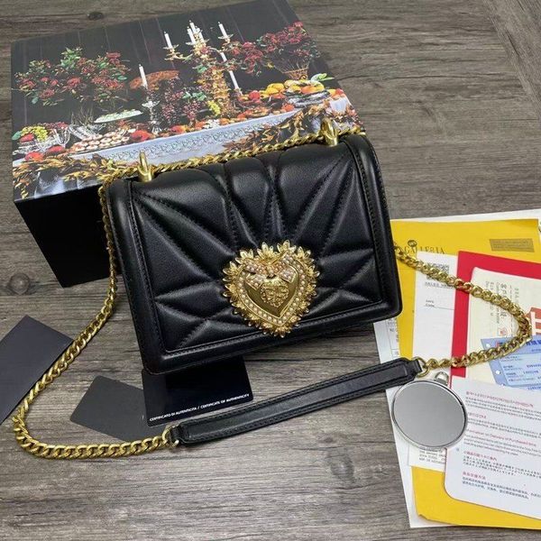 luxury designer bag leather chain shoulder bag gold heart pearl buckle fashion womens crossbody handbag wallet
luxury designer bag leather chain shoulder bag gold heart pearl buckle fashion womens crossbody handbag wallet