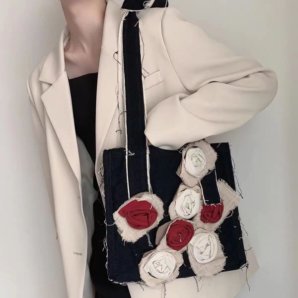 bag new retro personality creative flower canvas trend ladies shoulder bag large capacity fashion street handbag
bag new retro personality creative flower canvas trend ladies shoulder bag large capacity fashion street handbag