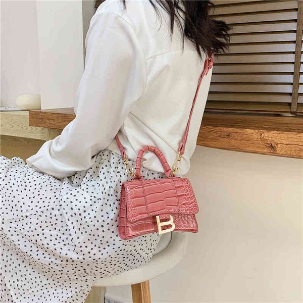 handbags 70% off bright leather crocodile pattern small square bag bags2022 new leisure sling one shoulder women's bag messenger purses
handbags 70% off bright leather crocodile pattern small square bag bags2022 new leisure sling one shoulder women's bag messenger purses