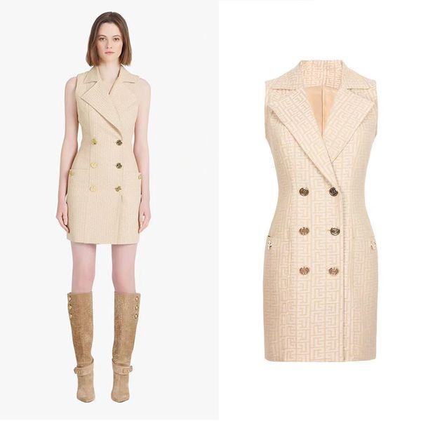 b-088 original design women's working dress metal buckles double-breasted slim shawl collar ol style back zipper khaki career costume, White;black
b-088 original design women's working dress metal buckles double-breasted slim shawl collar ol style back zipper khaki career costume, White;black