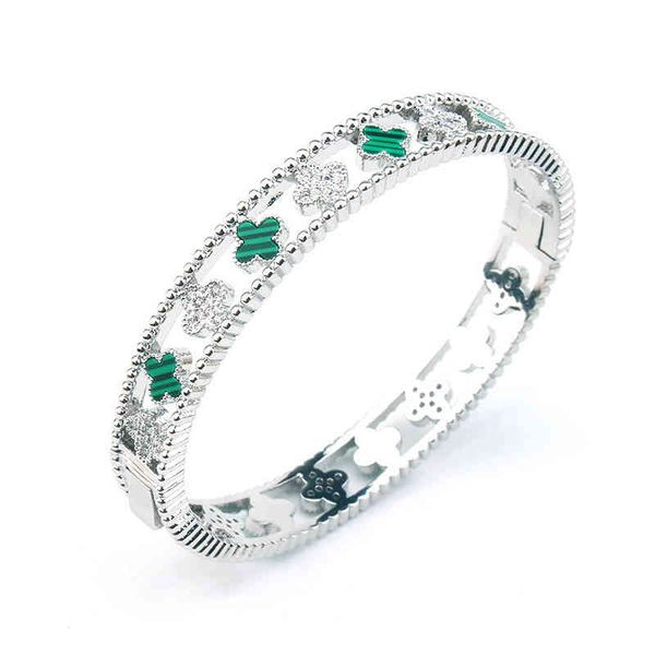 fashion casual lucky four leaf agate bracelet ring set with zircon small luxury hand jewelry, Golden;silver
fashion casual lucky four leaf agate bracelet ring set with zircon small luxury hand jewelry, Golden;silver