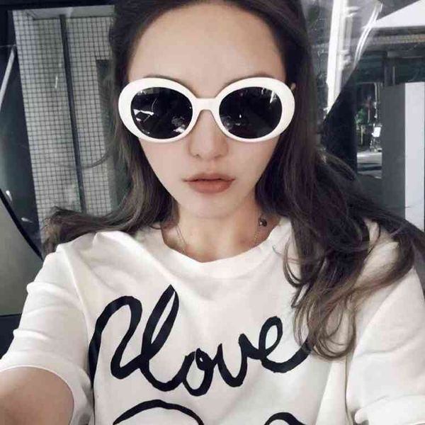 sunglasses slp zhou yangqing quan zhilong same women's network red brand oval sunglasses red white blue, White;black
sunglasses slp zhou yangqing quan zhilong same women's network red brand oval sunglasses red white blue, White;black