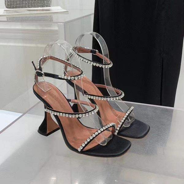 muaddi rose black amina silk sandals 95mm crystal embellished strap spool heels heel for slipper women summer luxury designers shoes sandals
muaddi rose black amina silk sandals 95mm crystal embellished strap spool heels heel for slipper women summer luxury designers shoes sandals