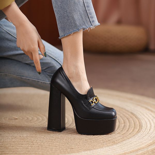 2022 beige black pumps fashion genuine leather high chunky heel lady evening party shoes chains single shoe
2022 beige black pumps fashion genuine leather high chunky heel lady evening party shoes chains single shoe