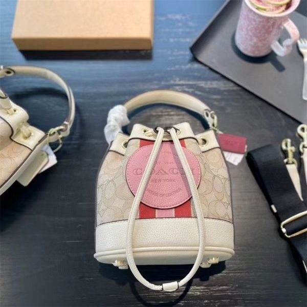 designer luxury women bag coch handbag fashion inclined shoulder bags versatile purses cochs totes large capacity saddle wallet 7a jhat
designer luxury women bag coch handbag fashion inclined shoulder bags versatile purses cochs totes large capacity saddle wallet 7a jhat