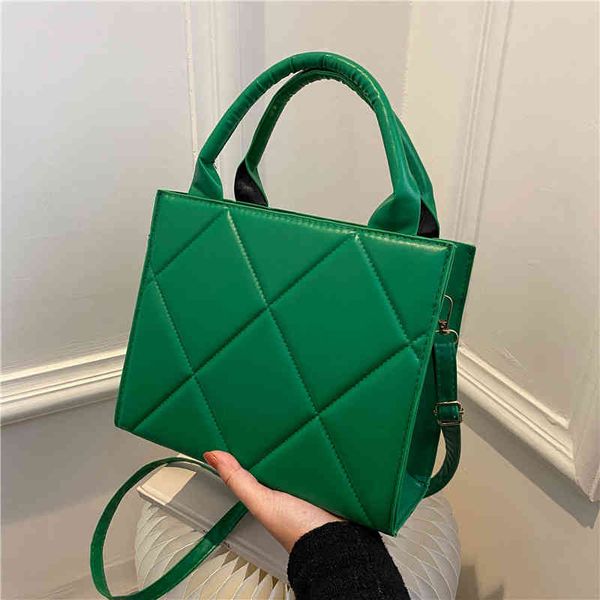 2022 new spring women shoulder bag trendy plaid pu leather crossbody s fashion ladies handbags brand designer handle
2022 new spring women shoulder bag trendy plaid pu leather crossbody s fashion ladies handbags brand designer handle