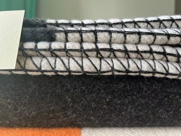quailty luxury home blankets 1.5kg wool thick bed sofa selling big size blanket black cushion
quailty luxury home blankets 1.5kg wool thick bed sofa selling big size blanket black cushion