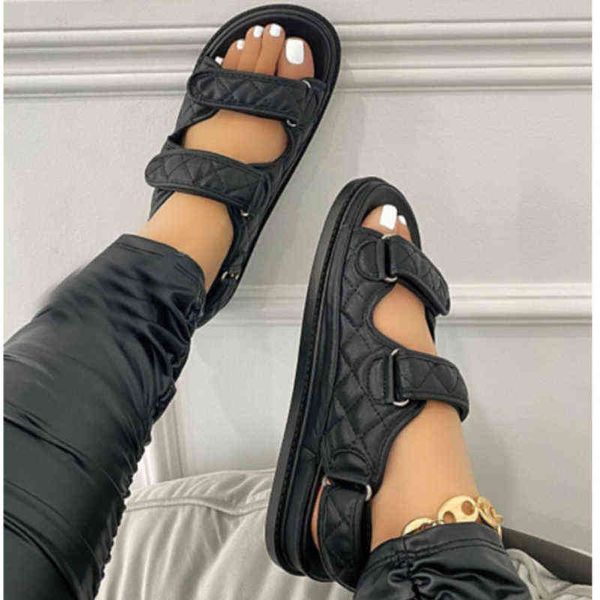 2022 summer beach sandals solid color sandals fashion flat open toe outdoor casual women's shoes plus size 43 y220531, Black
2022 summer beach sandals solid color sandals fashion flat open toe outdoor casual women's shoes plus size 43 y220531, Black