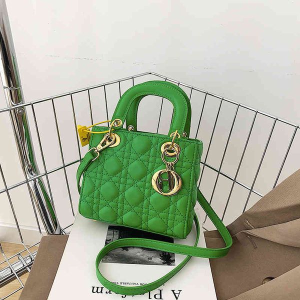 women's fashion personality trend brand bag wholesale niche 2022 new portable lingge single shoulder msenger women
women's fashion personality trend brand bag wholesale niche 2022 new portable lingge single shoulder msenger women