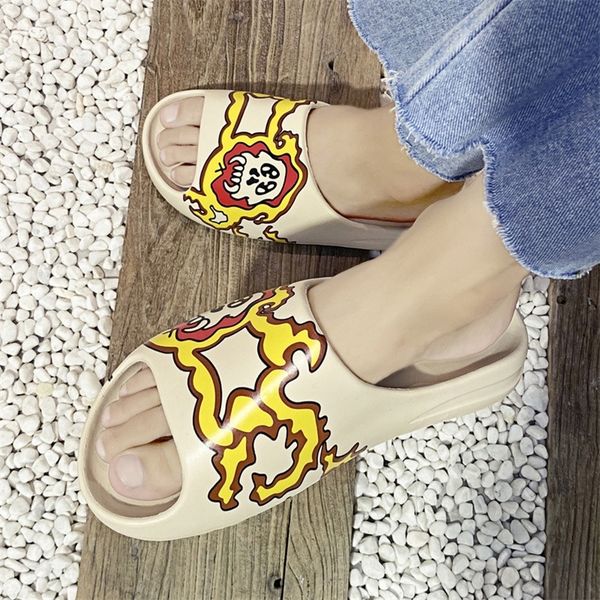 slides summer cartoon men slipper thick fashion printed platform shoes nonslip outdoor sandals 220614, Black
slides summer cartoon men slipper thick fashion printed platform shoes nonslip outdoor sandals 220614, Black
