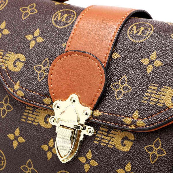 red small 2022 new fashionable wtern style fashion cross women's bag 2022 factory online export fashion trendy brand ladies handbag mes 
red small 2022 new fashionable wtern style fashion cross women's bag 2022 factory online export fashion trendy brand ladies handbag mes