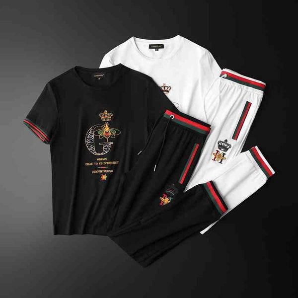 men's clothing brand 2022 summer embroidered short sleeve t-shirt with pants casual sequin sports suit, Gray
men's clothing brand 2022 summer embroidered short sleeve t-shirt with pants casual sequin sports suit, Gray