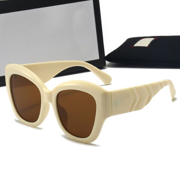 new ladies sunglasses fashion trend uv glasses driving leisure travel sunglasses 8688, White;black
new ladies sunglasses fashion trend uv glasses driving leisure travel sunglasses 8688, White;black