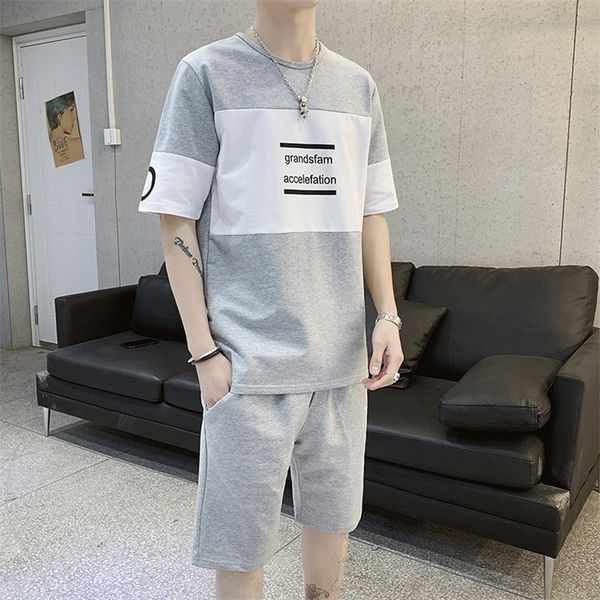 summer men tshirt set fashion printed short sleeve t shirt and shorts tracksuit set breathable sportswear male clothing t200604, Gray
summer men tshirt set fashion printed short sleeve t shirt and shorts tracksuit set breathable sportswear male clothing t200604, Gray