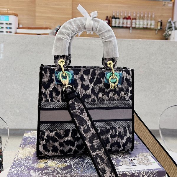 fashion re-edition nylon designer bags for woman luxury handbag men lady womens 2022 crossbody tote hobo shoulder purse handbags bag wallet
fashion re-edition nylon designer bags for woman luxury handbag men lady womens 2022 crossbody tote hobo shoulder purse handbags bag wallet