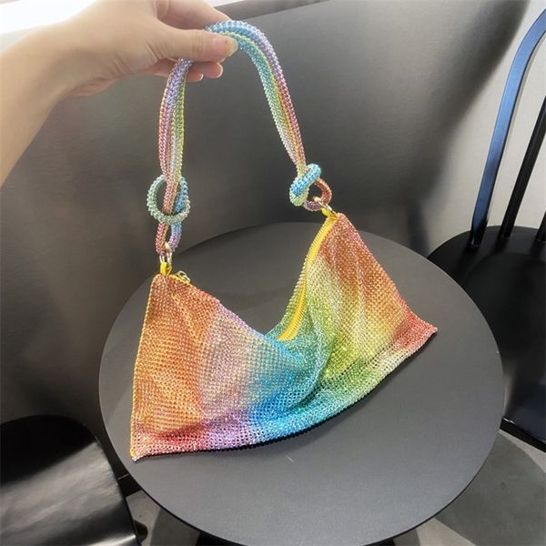 handle shining crystal rhinestones evening clutch bag purses and handbag luxury designer silver shoulder hobo s party bag 220810
handle shining crystal rhinestones evening clutch bag purses and handbag luxury designer silver shoulder hobo s party bag 220810