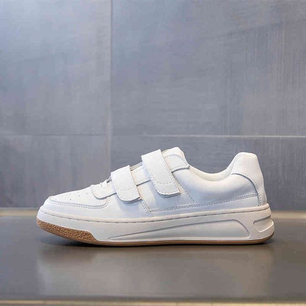 sandals small white shoes women's spring korean versatile student thick soled leather casual board v135, Black
sandals small white shoes women's spring korean versatile student thick soled leather casual board v135, Black