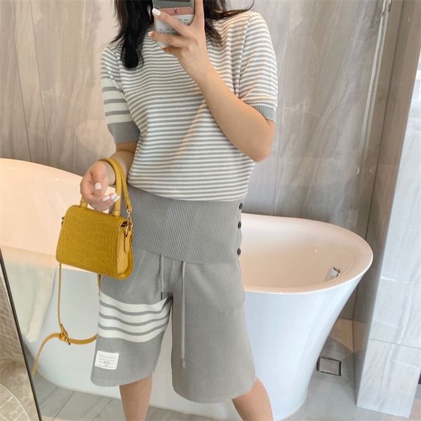 71% off 2022 summer new trendy men's and clothing tb college stripe ice silk knitted four bar leisure sports five point straight tube s, White
71% off 2022 summer new trendy men's and clothing tb college stripe ice silk knitted four bar leisure sports five point straight tube s, White