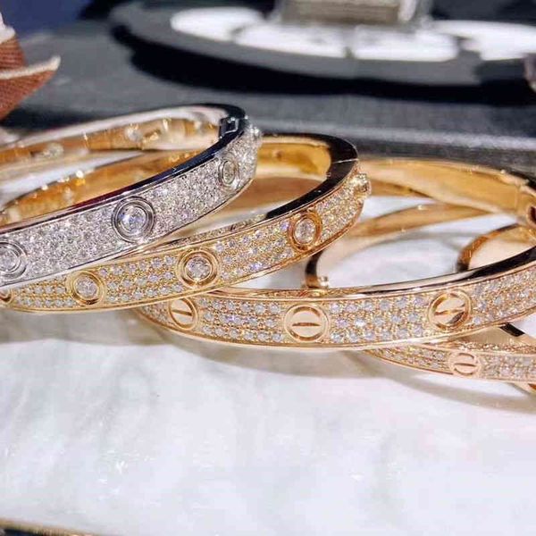 designer carti er carter / kajiaya s925 full star classic bracelet rose gold 18k full diamond men's and women's wide version coupl, Silver
designer carti er carter / kajiaya s925 full star classic bracelet rose gold 18k full diamond men's and women's wide version coupl, Silver