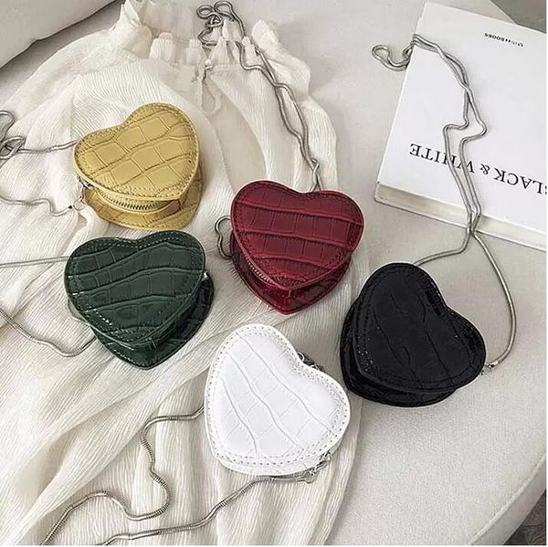 france elegant designer shoulder bags ladies metal chain messenger crossbody bag versatile mini niche lipstick love bags luxury handbag wome
france elegant designer shoulder bags ladies metal chain messenger crossbody bag versatile mini niche lipstick love bags luxury handbag wome
