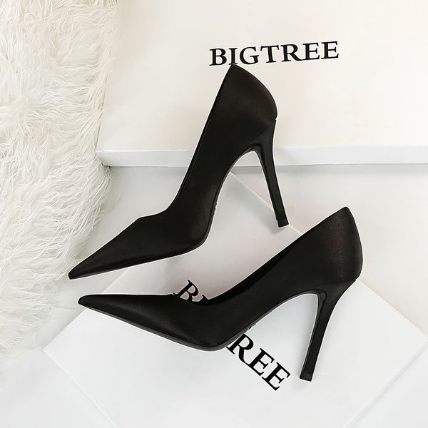 women dress shoes 10cm designer high heels patent leather gold tone nuede red womens lady luxury fashion sandals party wedding valentine, Black
women dress shoes 10cm designer high heels patent leather gold tone nuede red womens lady luxury fashion sandals party wedding valentine, Black