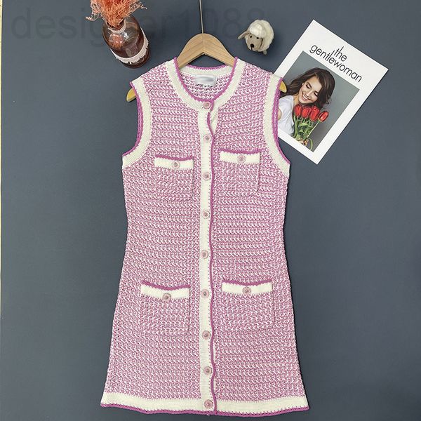 casual dresses designer thousand bird check vest dress 2022 new pink sleeveless color matching celebrity single breasted buttock knit skirt, Black;gray
casual dresses designer thousand bird check vest dress 2022 new pink sleeveless color matching celebrity single breasted buttock knit skirt, Black;gray
