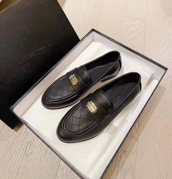 sandals designer xiaoxianglefu shoes women's 2022 thick heel round head metal buckle soft leather single shoes, versatile, one foot on, Black
sandals designer xiaoxianglefu shoes women's 2022 thick heel round head metal buckle soft leather single shoes, versatile, one foot on, Black