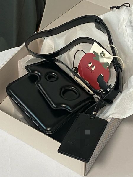 designer bags 2022 new series sweet cheese small girl design messenger and versatile evening clutches luxury handbags
designer bags 2022 new series sweet cheese small girl design messenger and versatile evening clutches luxury handbags