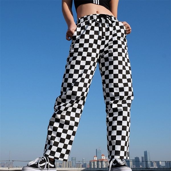 plaid pants womens high waist checkered straight loose sweat pants casual fashion trousers pantalon femme streetwear sweatpants t200516, Black;white
plaid pants womens high waist checkered straight loose sweat pants casual fashion trousers pantalon femme streetwear sweatpants t200516, Black;white