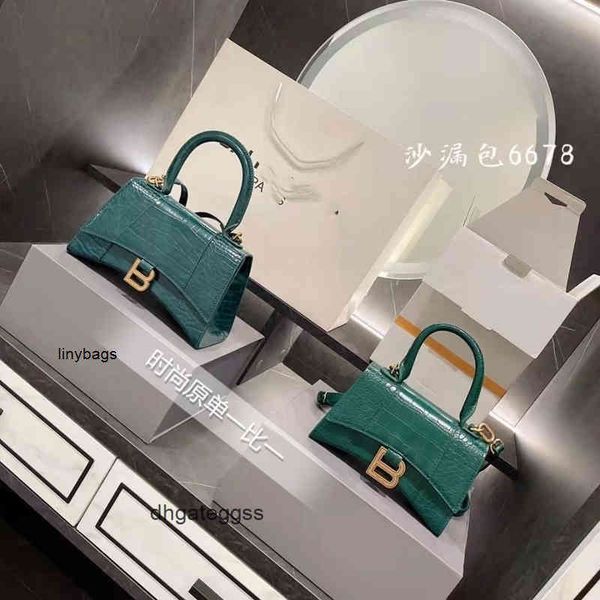 balencaigass handbags italy new hourglass bags handbag leather version hourglass shaped bag crocodile pattern high sense 5a quality leather
balencaigass handbags italy new hourglass bags handbag leather version hourglass shaped bag crocodile pattern high sense 5a quality leather