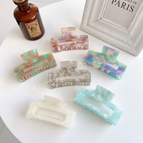 acetate square hair claw large size sweet gradient print hair clip for women girls hairpin clamps chic femme hair accessories, Slivery;white
acetate square hair claw large size sweet gradient print hair clip for women girls hairpin clamps chic femme hair accessories, Slivery;white