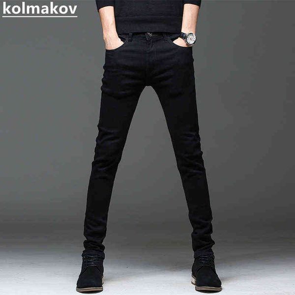 2022 spring and autumn new men's classic fashion black straight leg jeans men's casual slim size long jeans 28-36 x220714, Blue
2022 spring and autumn new men's classic fashion black straight leg jeans men's casual slim size long jeans 28-36 x220714, Blue